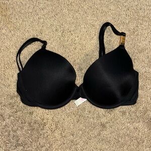 Victoria’s Secret PINK Wear Everywhere Lightly Lined Bra